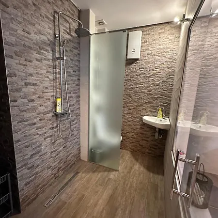 Urban Escape Zemun Apartman Belgrád